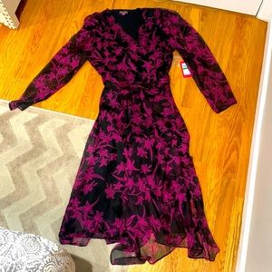 VINCE CAMUTO Wrap Dress Large